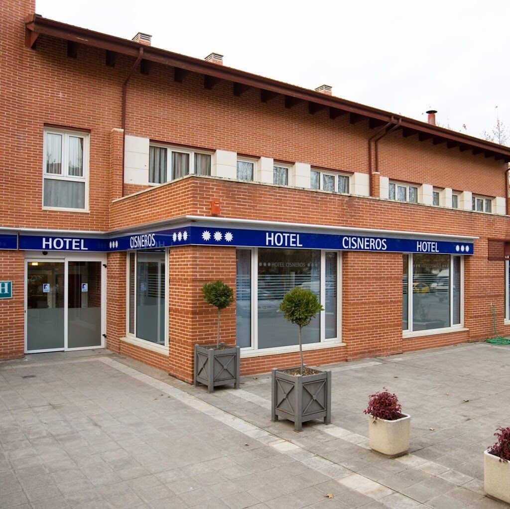 Hotel Cisneros الكالا ذي إِناريس المظهر الخارجي الصورة